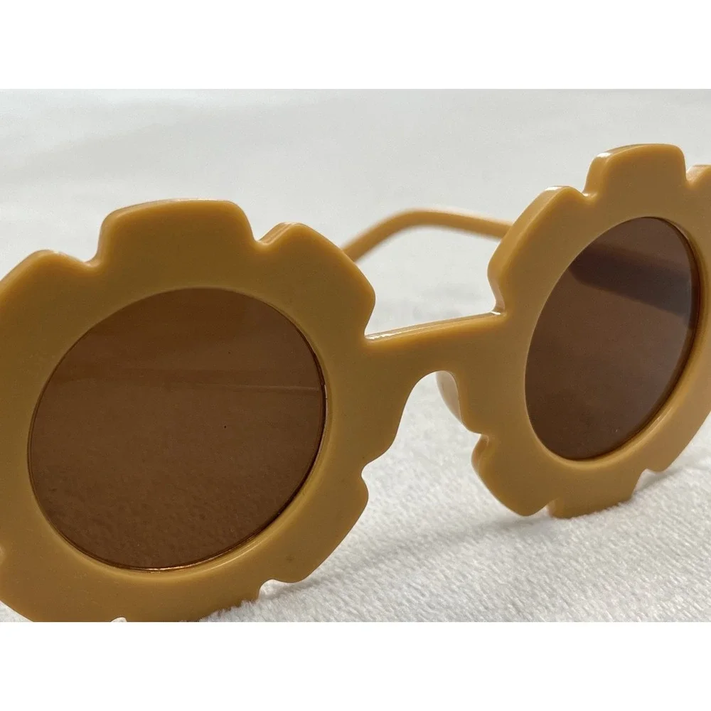 Retro Flower Round Sunglasses Kids Yellow Sunflower Frame Dark Lens w/ Pouch